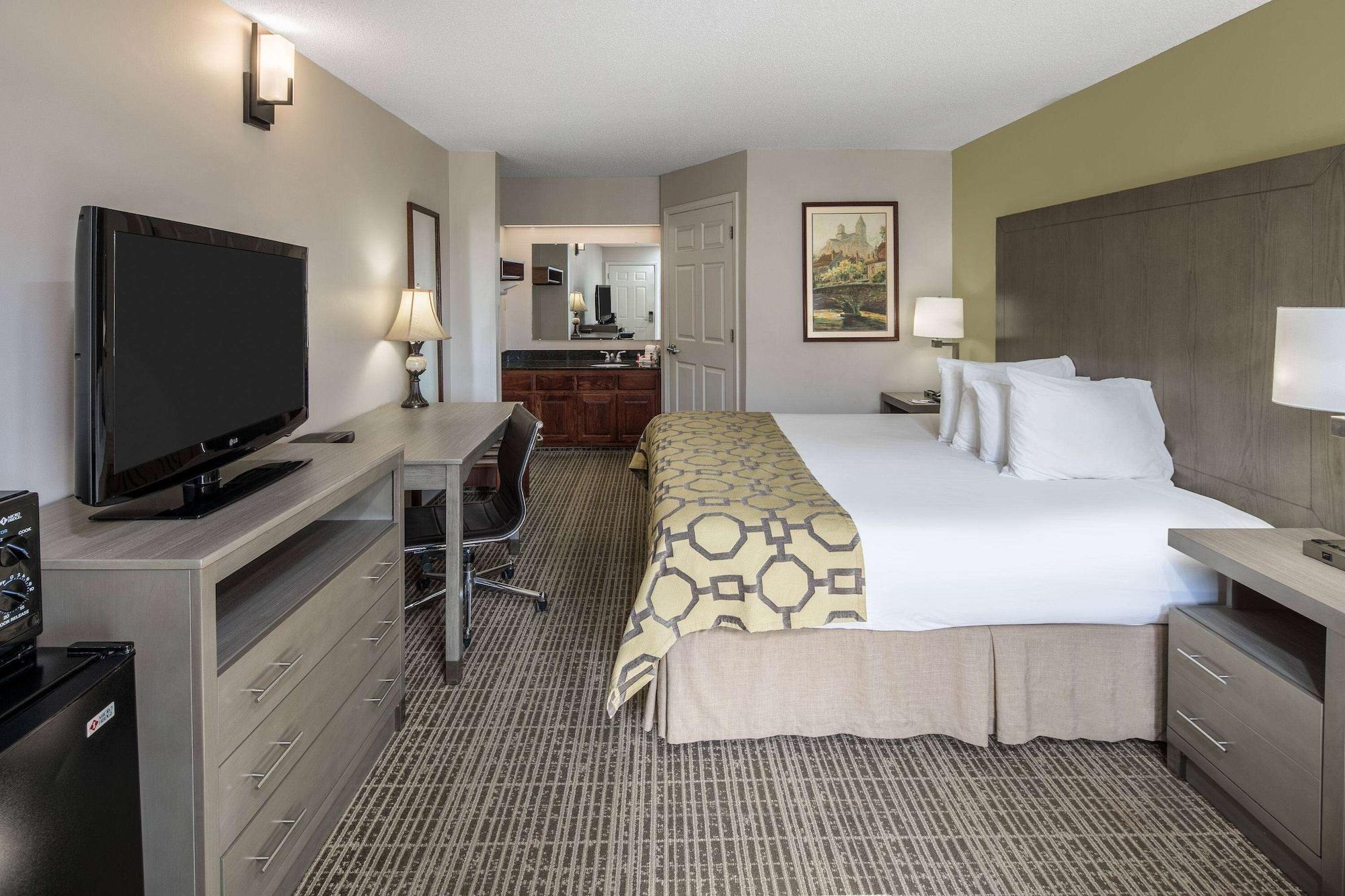 Motel Baymont By Wyndham Cleveland Exterior foto